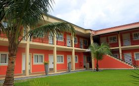 Chez Jimmy Port-gentil 3*